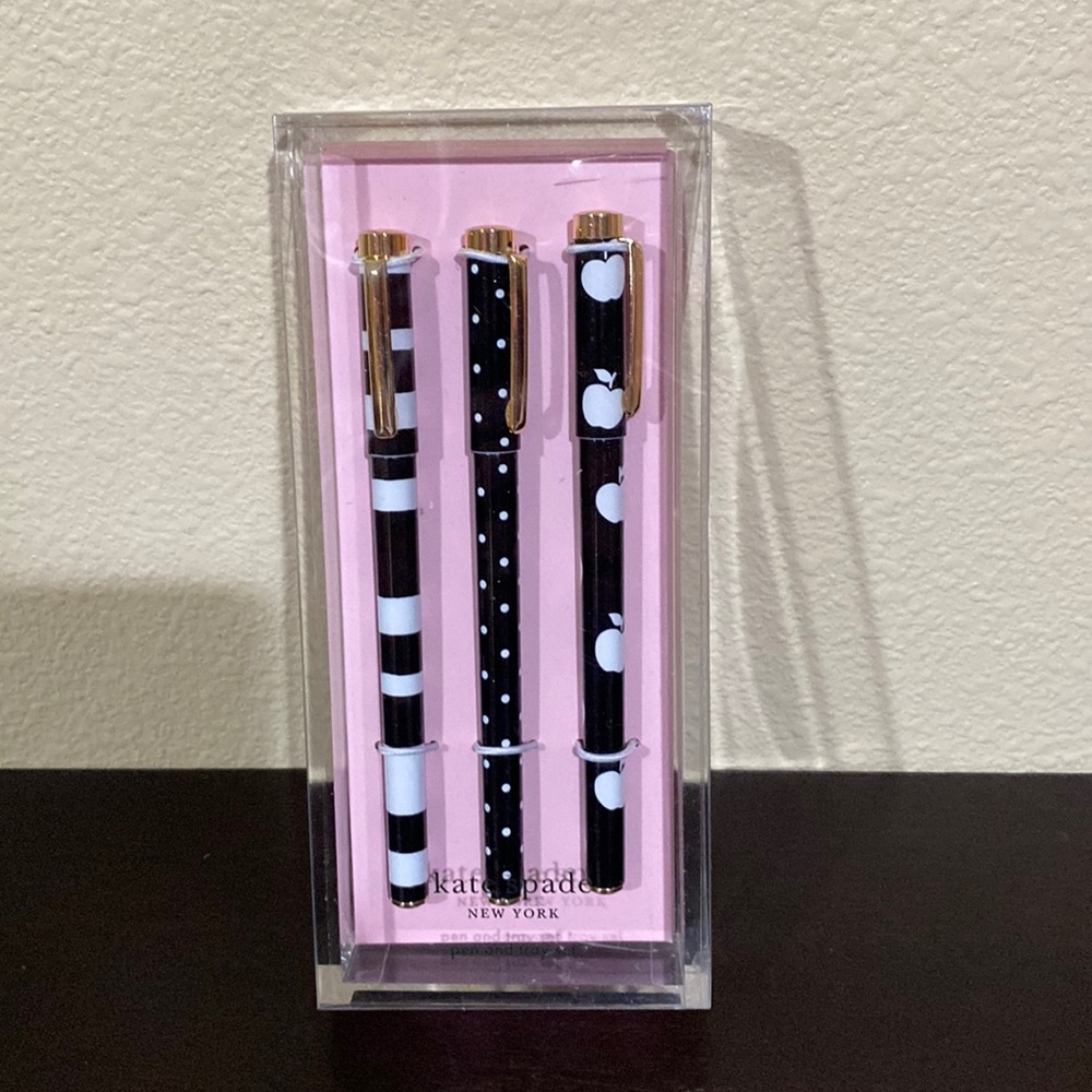 New Kate Spade ♠️ Dots and Stripes fine tip pen and tray set